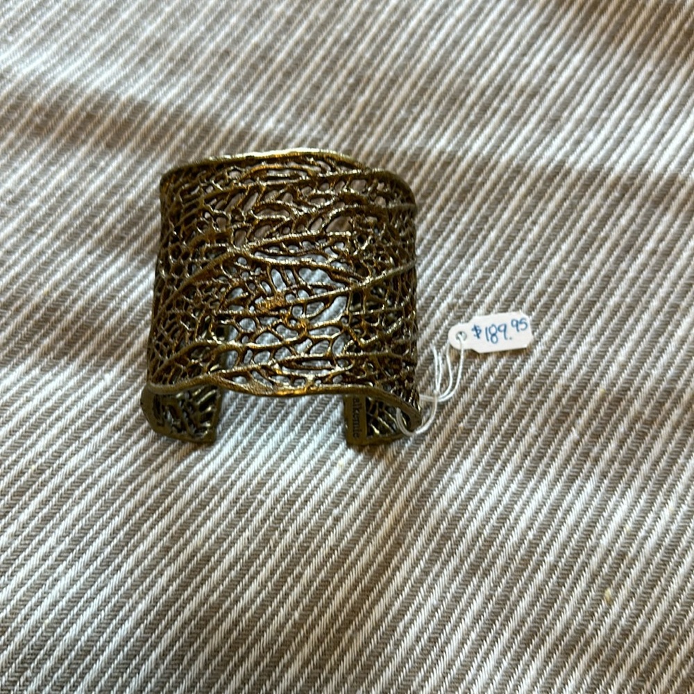 Cuff bracelet